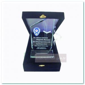 kutulu-kristal-plaket